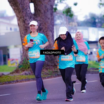 Runner Photo 8324086