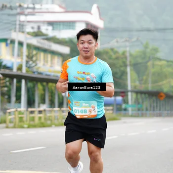 Runner Photo 8324107