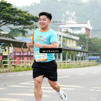 Runner Photo 8324110