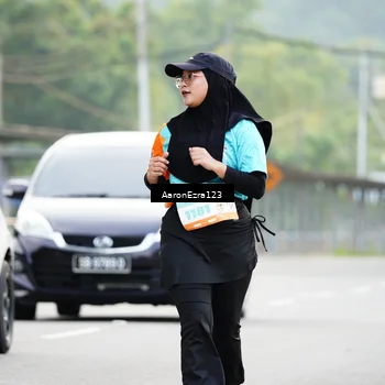 Runner Photo 8324114