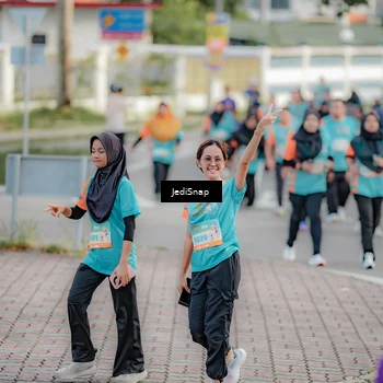 Runner Photo 8324142