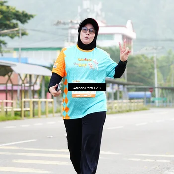 Runner Photo 8324157