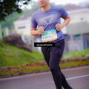 Runner Photo 8324162
