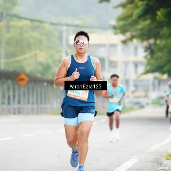 Runner Photo 8324172