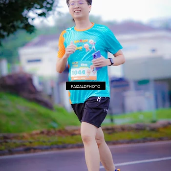 Runner Photo 8324182