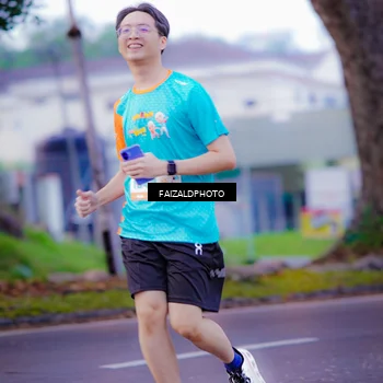 Runner Photo 8324198