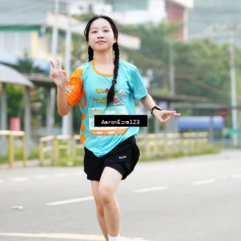 Runner Photo 8324205