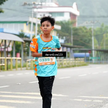 Runner Photo 8324207
