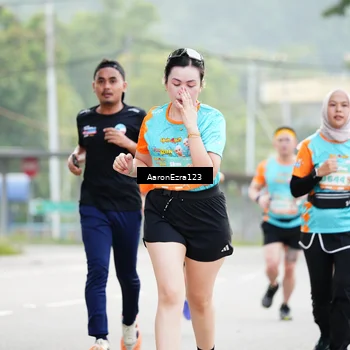 Runner Photo 8324208