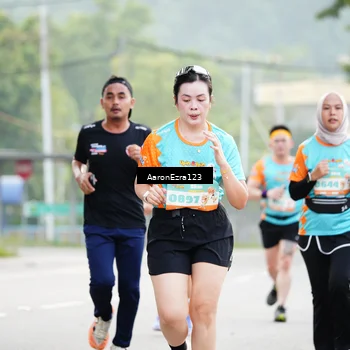 Runner Photo 8324209
