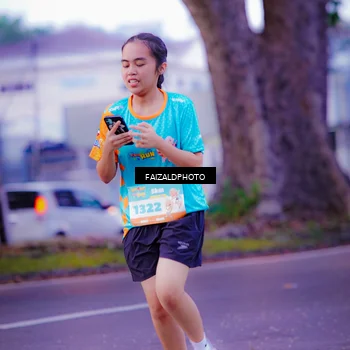 Runner Photo 8324212