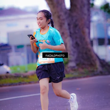 Runner Photo 8324215