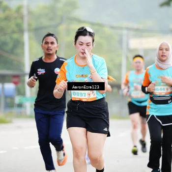 Runner Photo 8324216