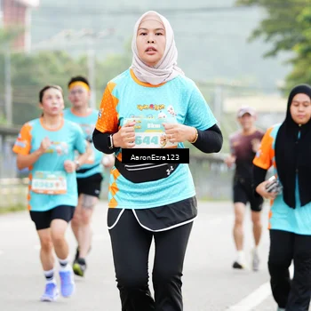 Runner Photo 8324221