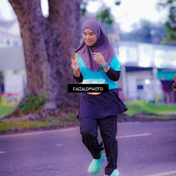 Runner Photo 8324222