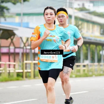 Runner Photo 8324224