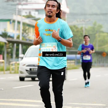 Runner Photo 8324244