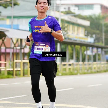 Runner Photo 8324255