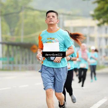 Runner Photo 8324258