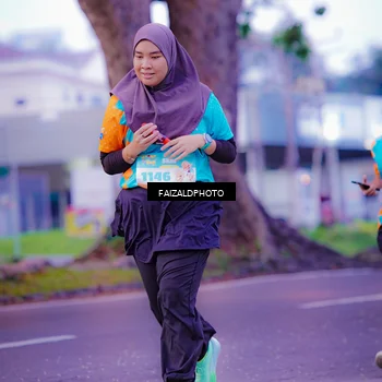 Runner Photo 8324261