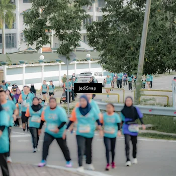 Runner Photo 8324273