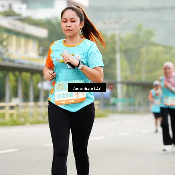 Runner Photo 8324275