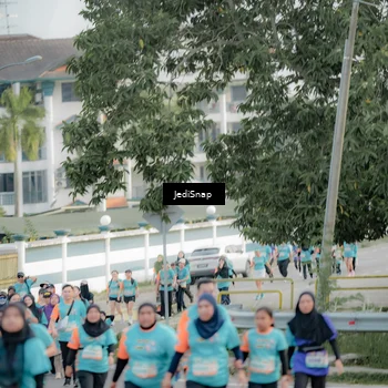 Runner Photo 8324278