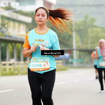 Runner Photo 8324279