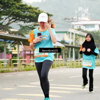 Runner Photo 8324292