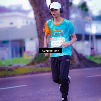 Runner Photo 8324297