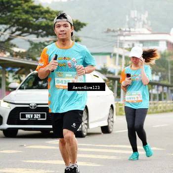 Runner Photo 8324304