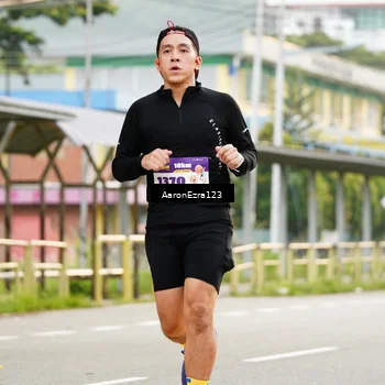 Runner Photo 8324310