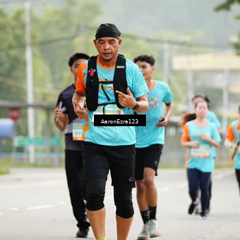 Runner Photo 8324317