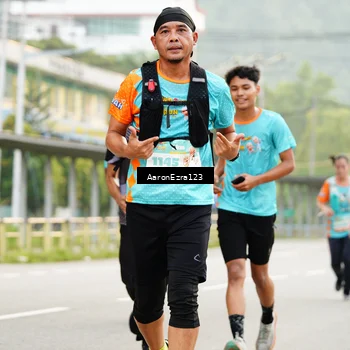 Runner Photo 8324319