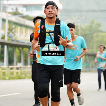 Runner Photo 8324322