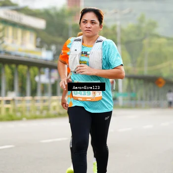 Runner Photo 8324336
