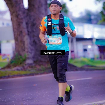 Runner Photo 8324337
