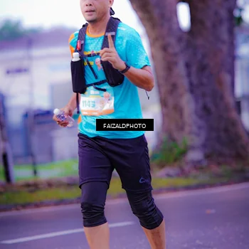Runner Photo 8324338