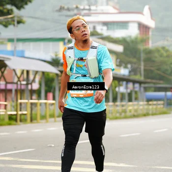 Runner Photo 8324340
