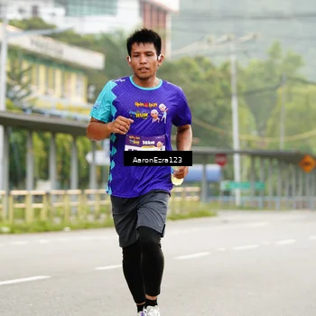 Runner Photo 8324346