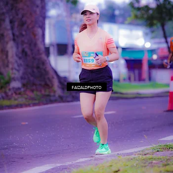 Runner Photo 8324357