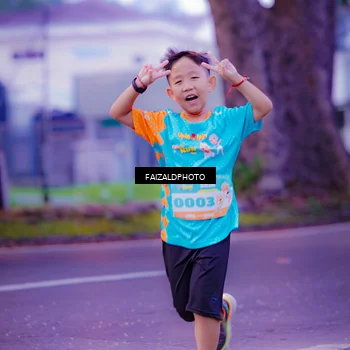 Runner Photo 8324367