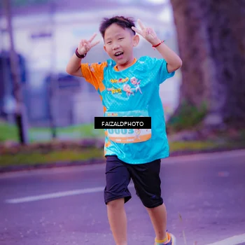 Runner Photo 8324368