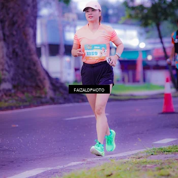 Runner Photo 8324369