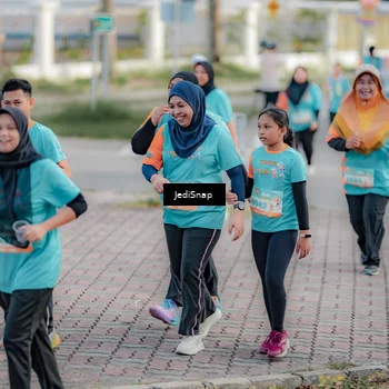 Runner Photo 8324380