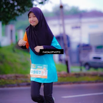 Runner Photo 8324385