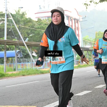 Runner Photo 8324392