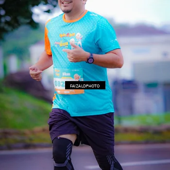 Runner Photo 8324393