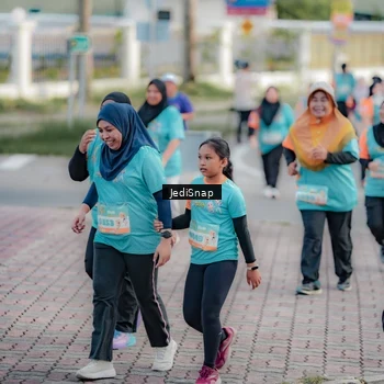 Runner Photo 8324402