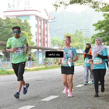 Runner Photo 8324412